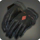 Rote Handschuhe
