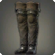 Bearbeitete Kniestiefel